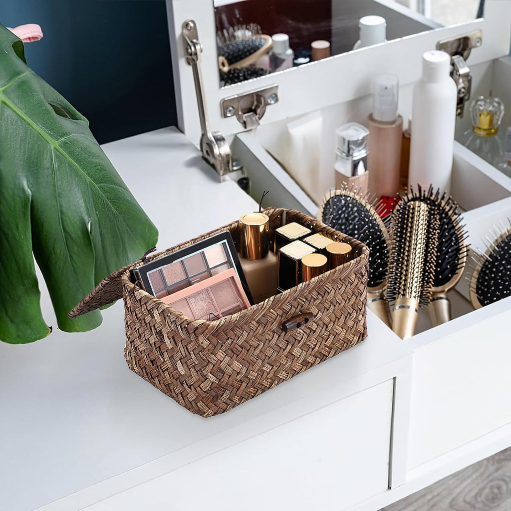 Hipiwe Handwoven Wicker Basket with Lid Small Desktop Seagrass Organizer